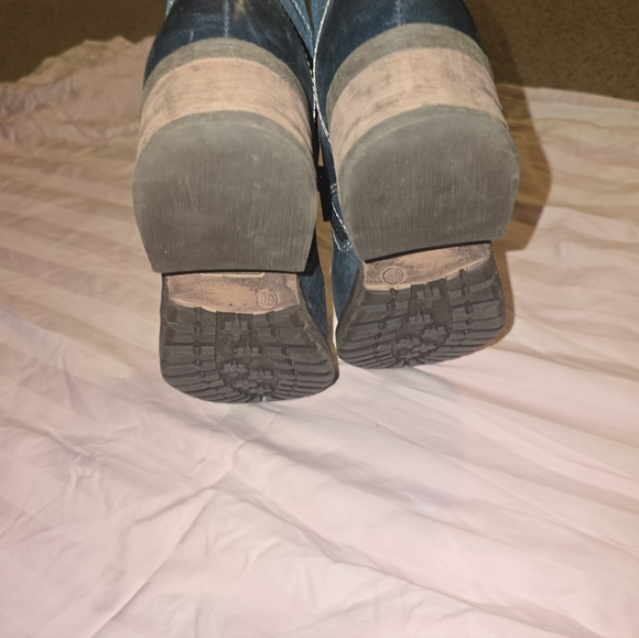 Dromedaris Kara Suede Leather womens  Olive Ankle Boot Size 7 - Picture 8 of 10